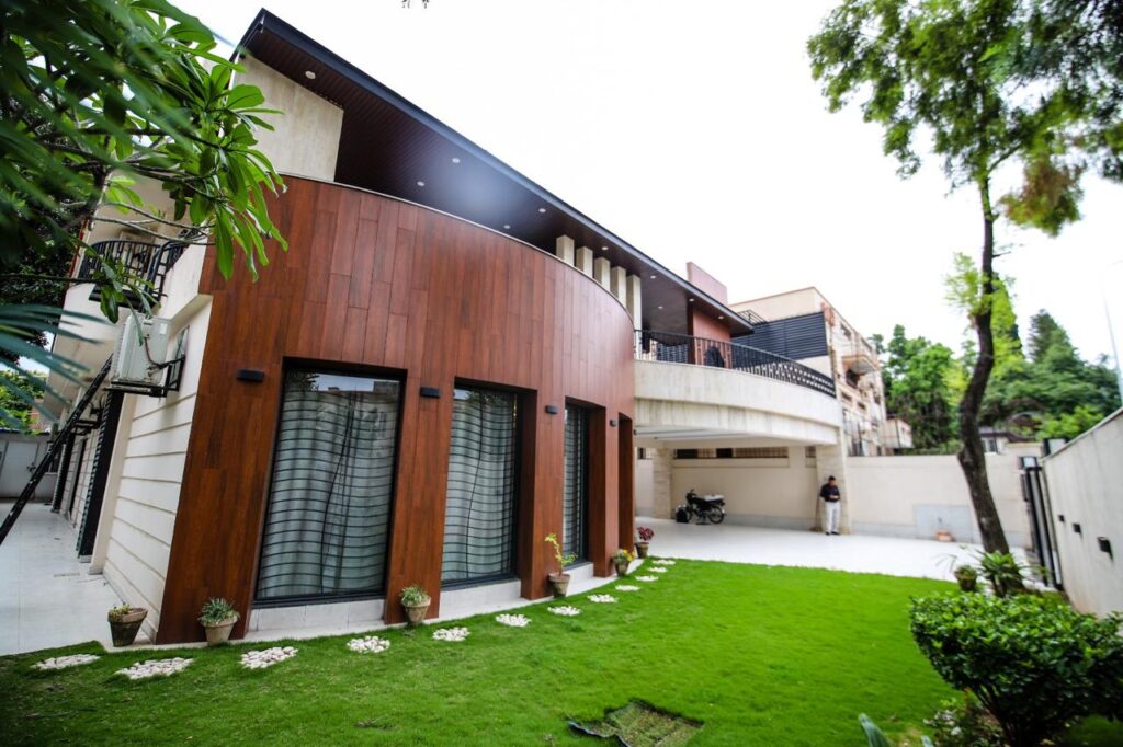 Luxury Designer House for Sale in F-7/1 Islamabad